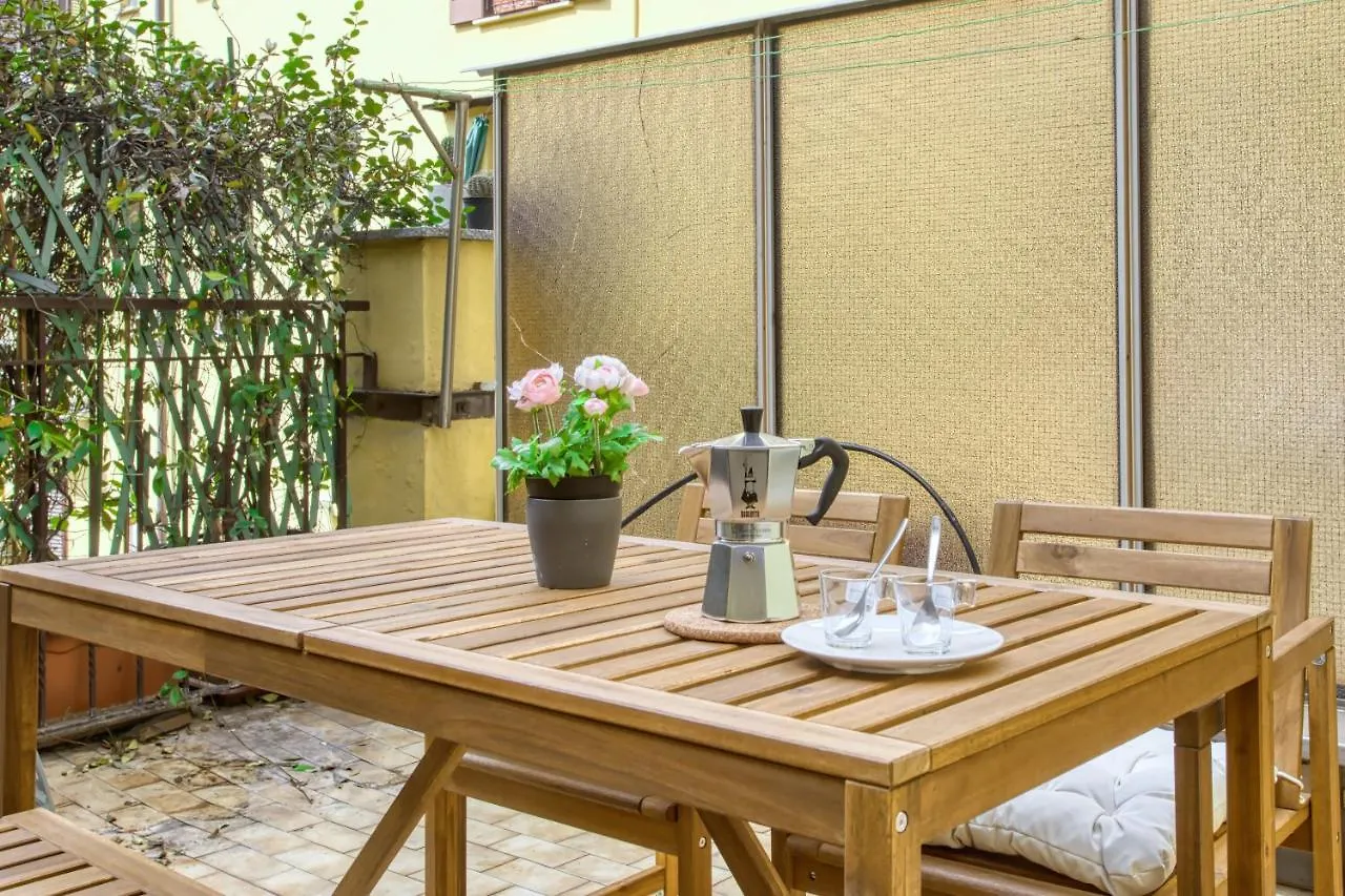 Joivy Tasteful Flat With Balcony Apartment Milan 0*,  Italy