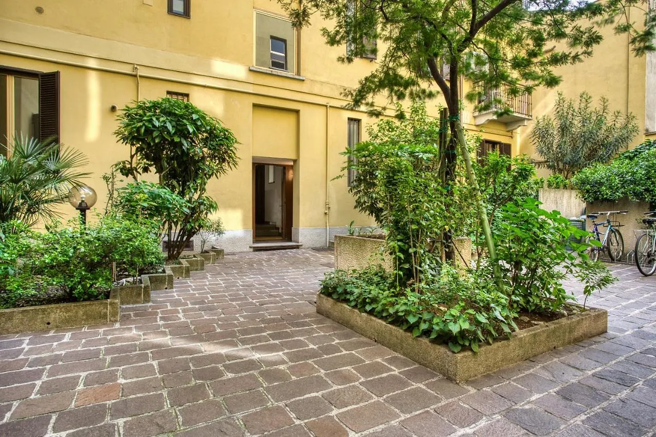 Joivy Tasteful Flat With Balcony Apartment Milan 0*,  Italy